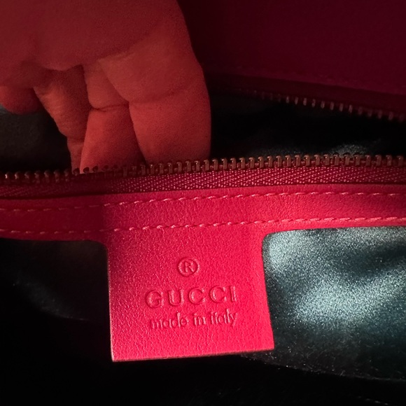 Authentic Gucci Velvet Blind for Love Marmont Crossbody bag - Picture 9 of 10